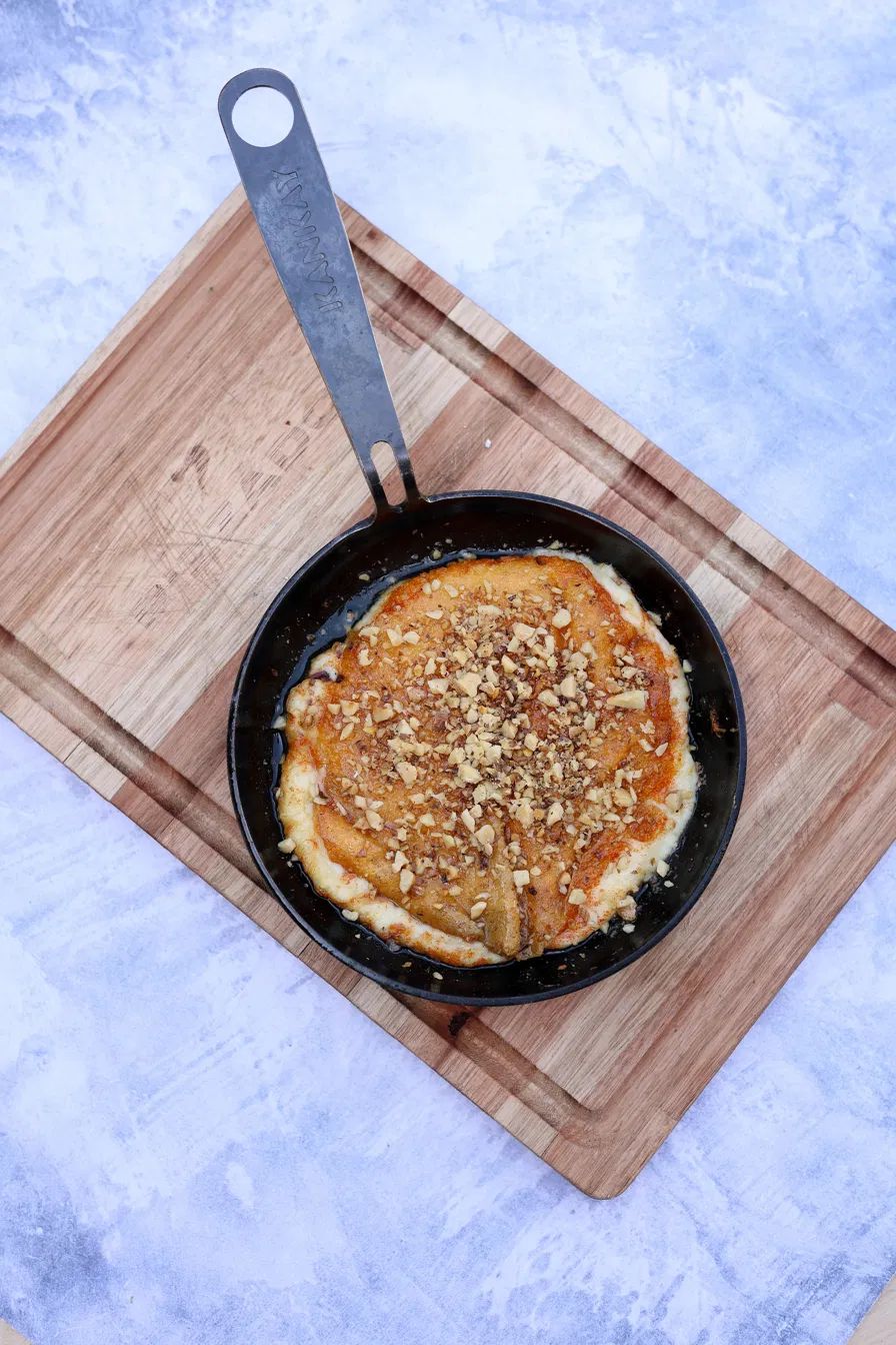 Provoleta con frutos secos